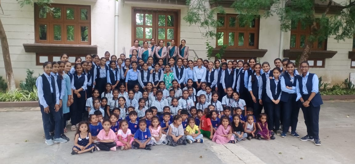 School Trip - Image 4